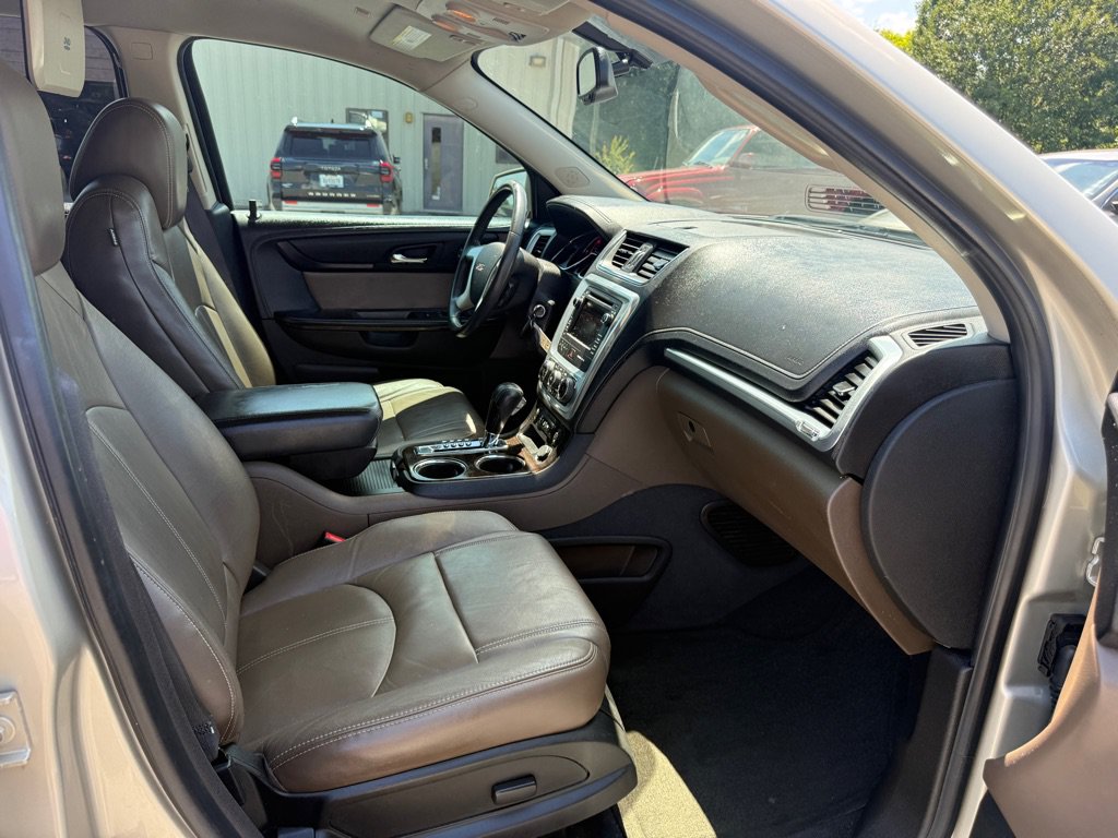 Used 2013 GMC Acadia SLT FWD image 16