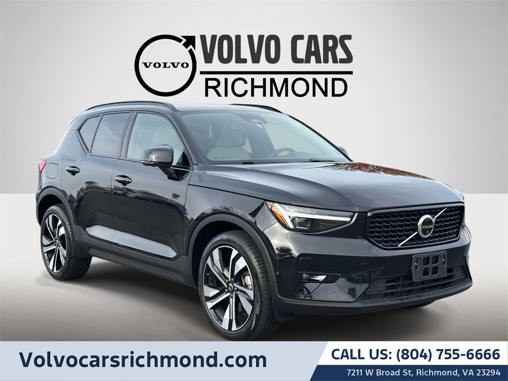 Used 2023 Volvo XC40 B5 Ultimate w/ Protection Package Premier