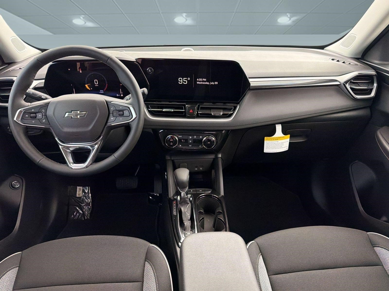 New 2026 Chevrolet TrailBlazer LT w/ Convenience Package FWD image 14