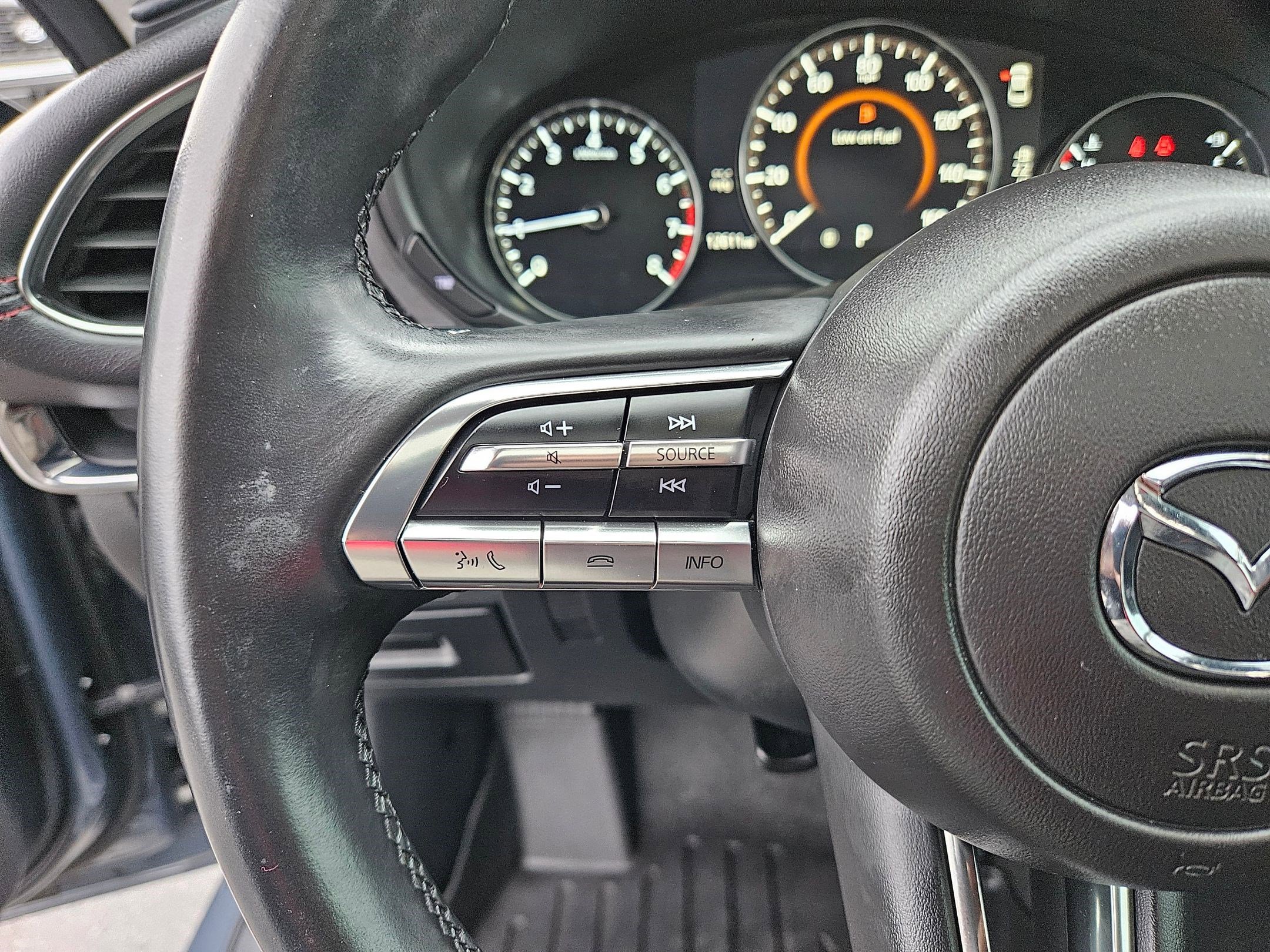 Used 2023 MAZDA MAZDA3 s image 21