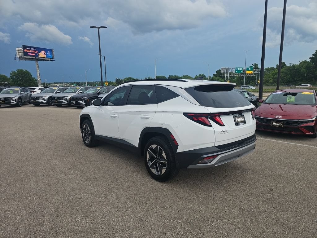Certified 2025 Hyundai Tucson SEL AWD/4WD image 3