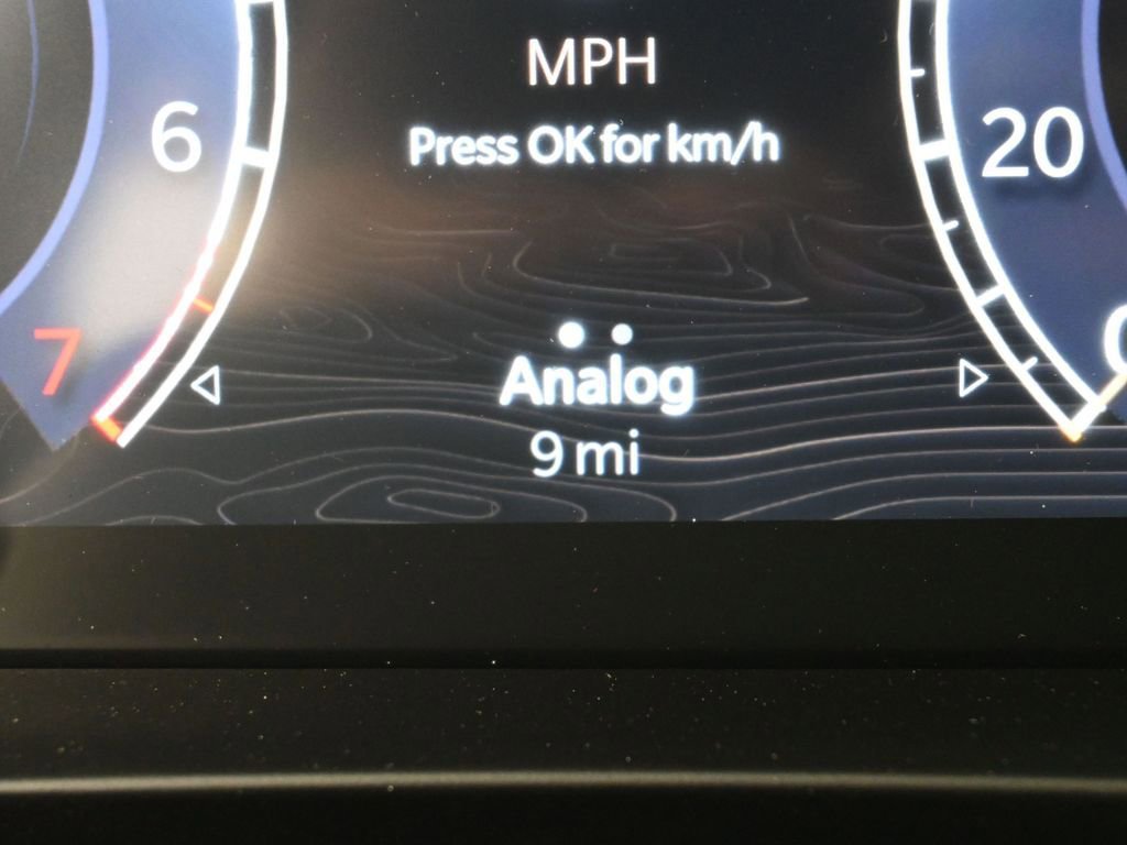 New 2025 Jeep Grand Cherokee Laredo X w/ Luxury Tech Group I image 37