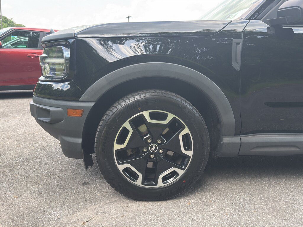 Used 2021 Ford Bronco Sport Outer Banks w/ Outer Banks Package AWD/4WD image 12