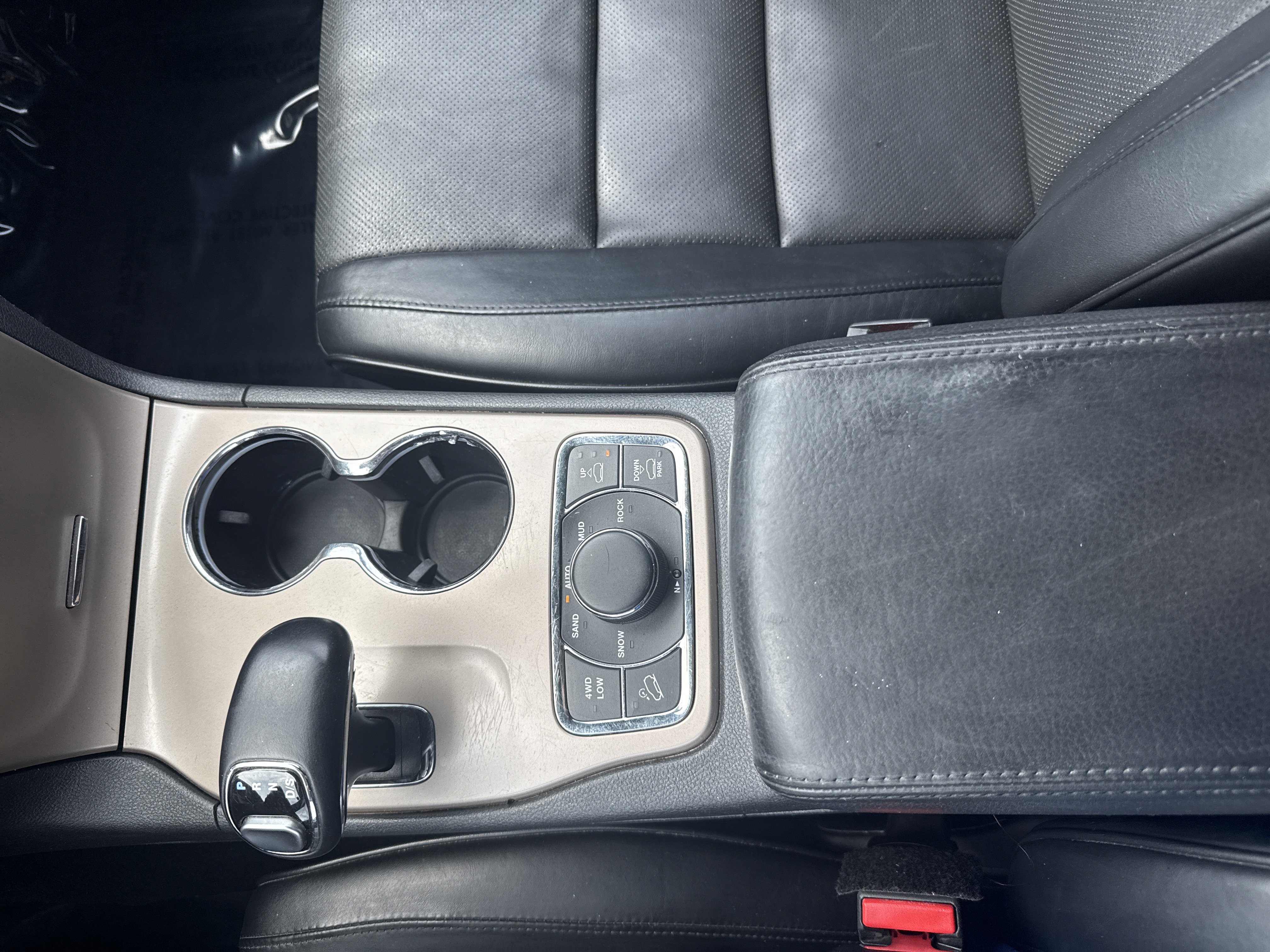 Used 2015 Jeep Grand Cherokee Summit AWD/4WD image 24