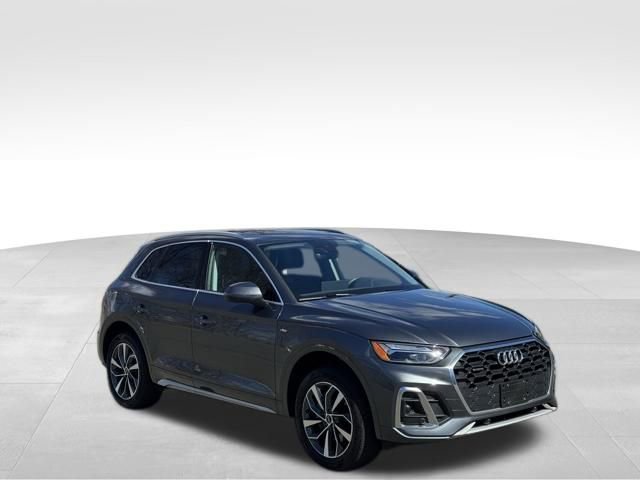 Certified 2023 Audi Q5 2.0T Premium w/ Convenience Package image 7