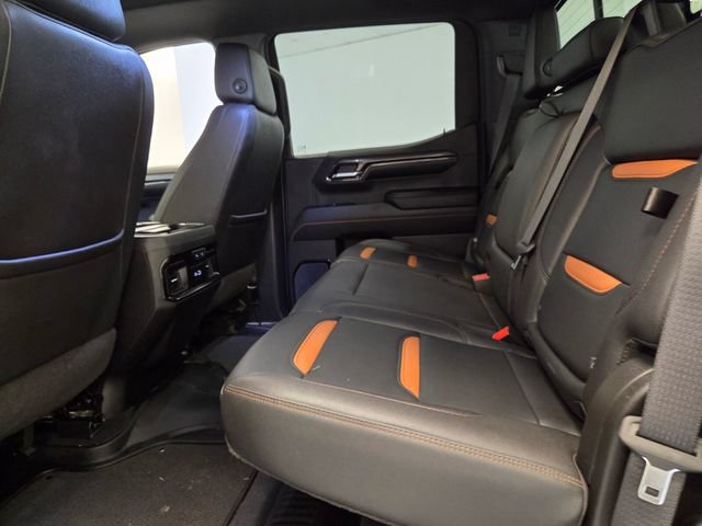 Used 2024 GMC Sierra 1500 AT4 w/ Technology Package AWD/4WD image 12