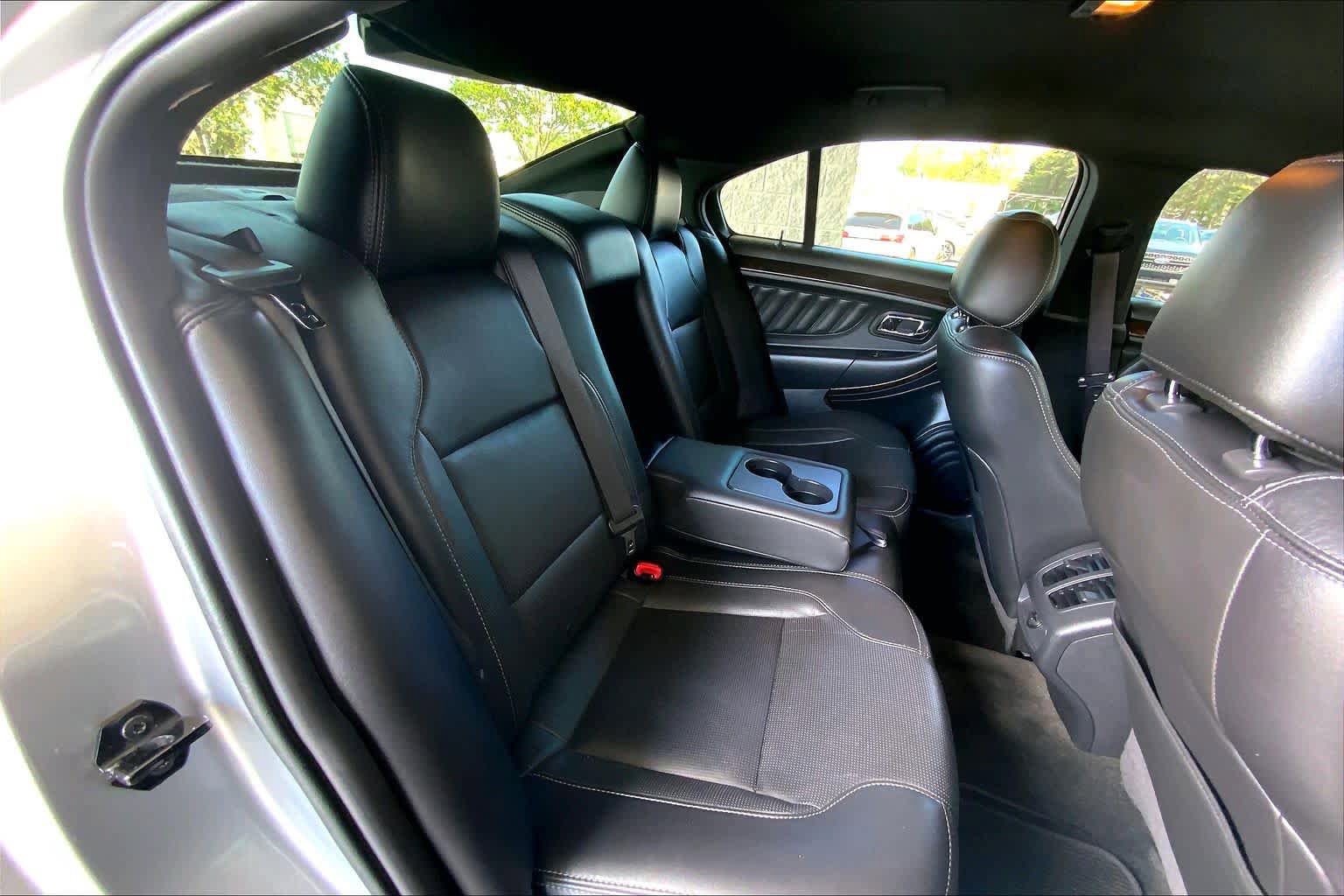 Used 2014 Ford Taurus Limited FWD image 18