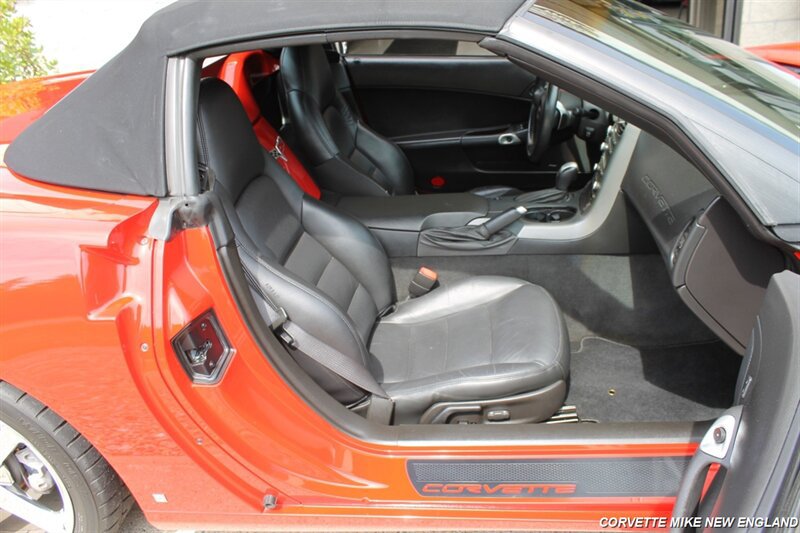 Used 2007 Chevrolet Corvette Convertible w/ Preferred Equipment Group RWD image 33