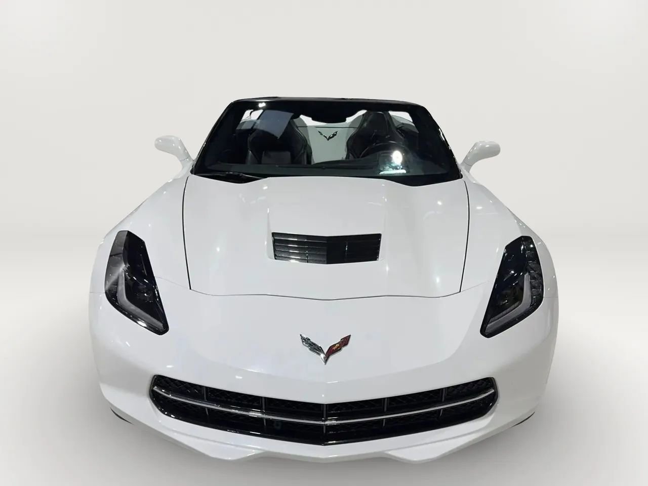 Used 2014 Chevrolet Corvette Stingray Convertible w/ 3LT Preferred Equipment Group image 4
