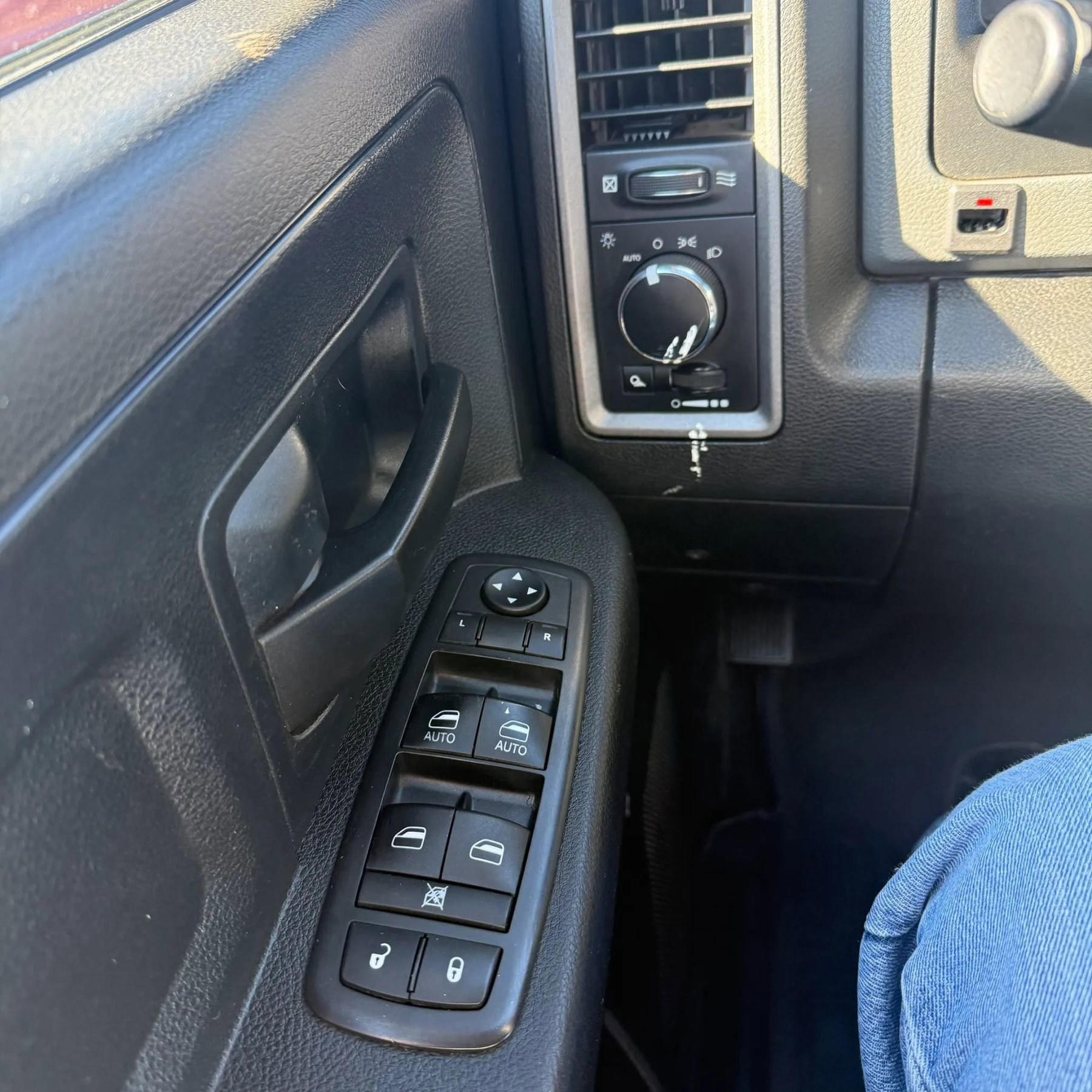 Used 2017 RAM 3500 Tradesman w/ Popular Equipment Group AWD/4WD image 19