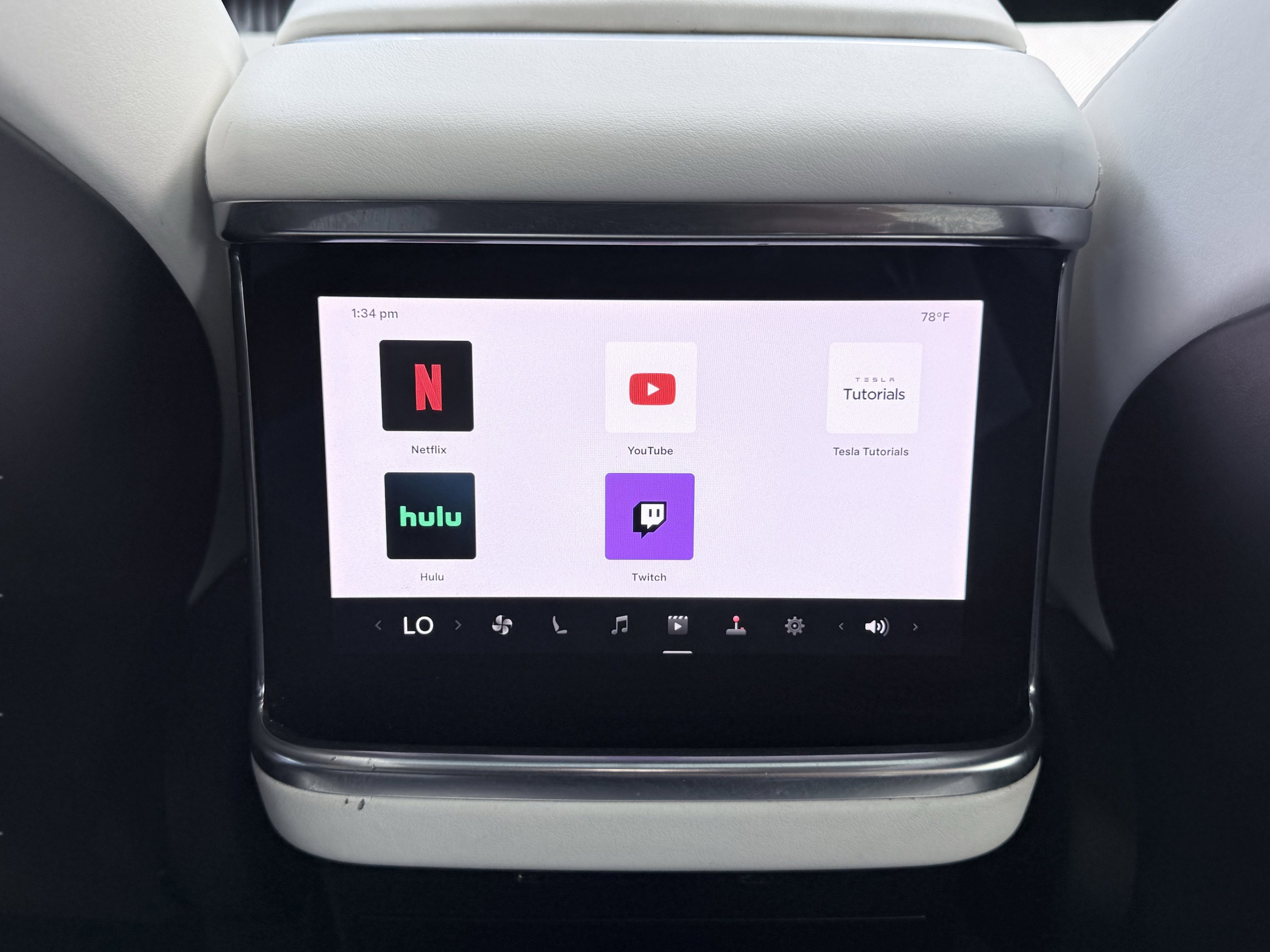 Used 2023 Tesla Model X image 54