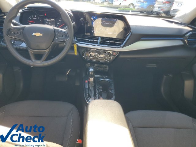 Certified 2024 Chevrolet Trax LS FWD image 14