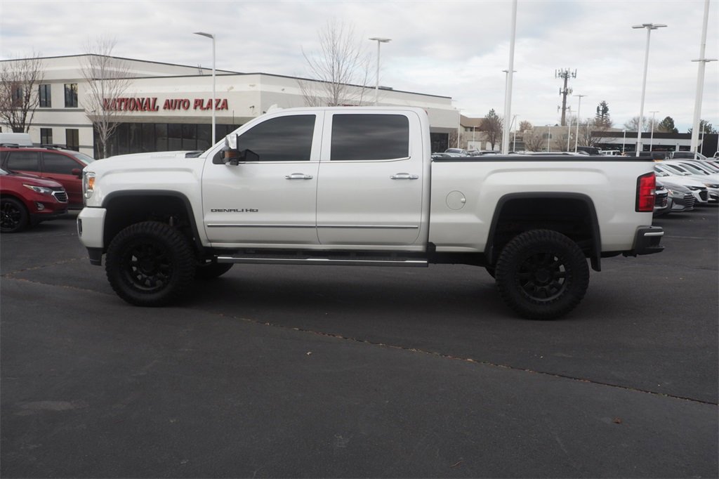 Used 2019 GMC Sierra 2500 Denali w/ Duramax Plus Package image 5