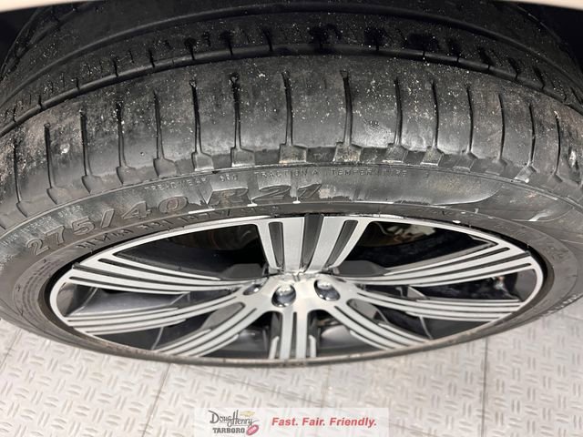 Used 2024 Volvo XC90 B6 Plus w/ Protection Package Premier AWD/4WD image 17