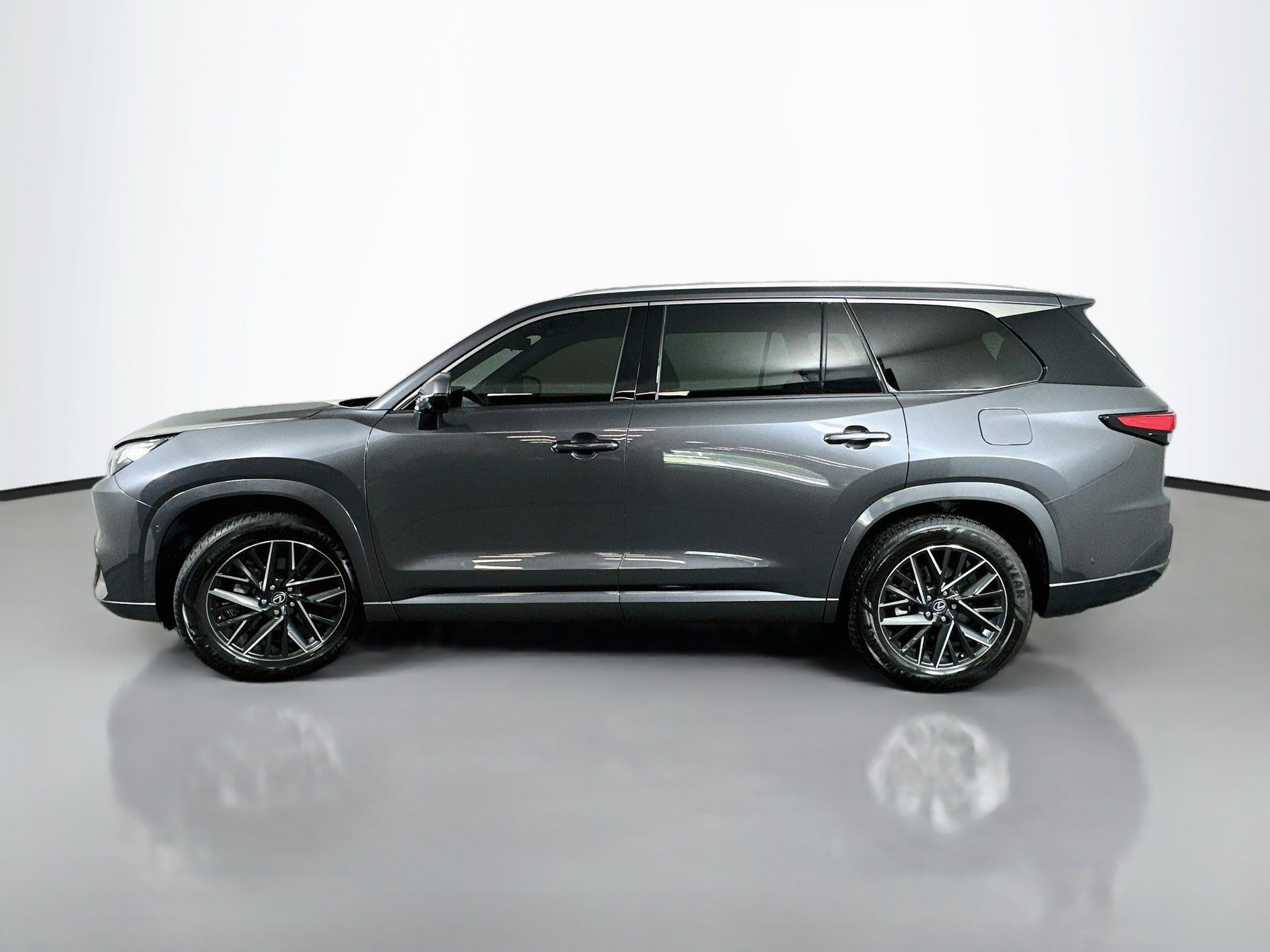 Certified 2024 Lexus TX 350 AWD w/ Technology Package image 4