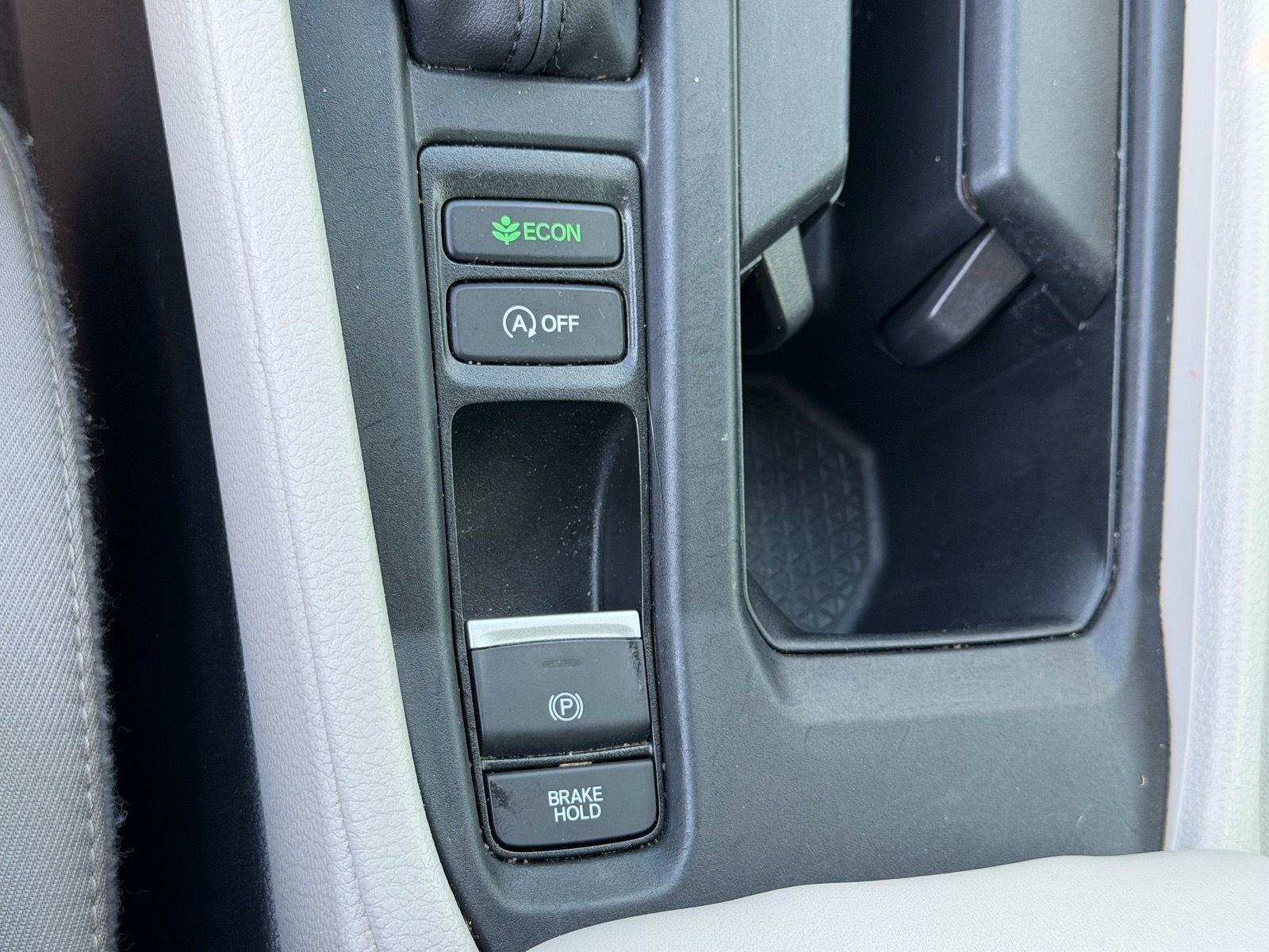 Used 2024 Honda Accord EX image 30