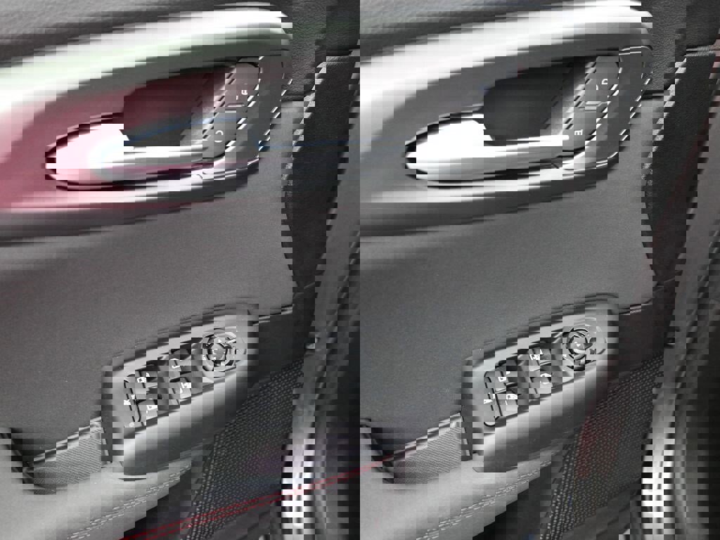 New 2024 Dodge Hornet GT image 11