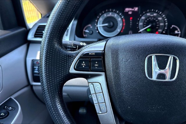 Used 2016 Honda Odyssey SE image 13