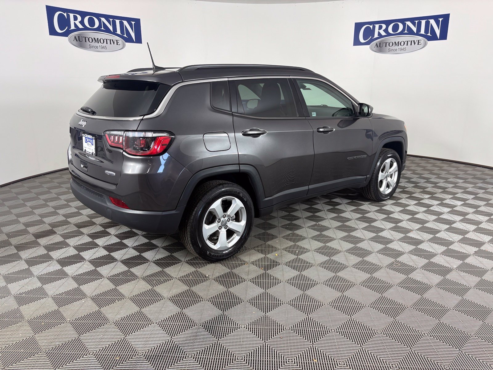Used 2020 Jeep Compass Latitude AWD/4WD image 28