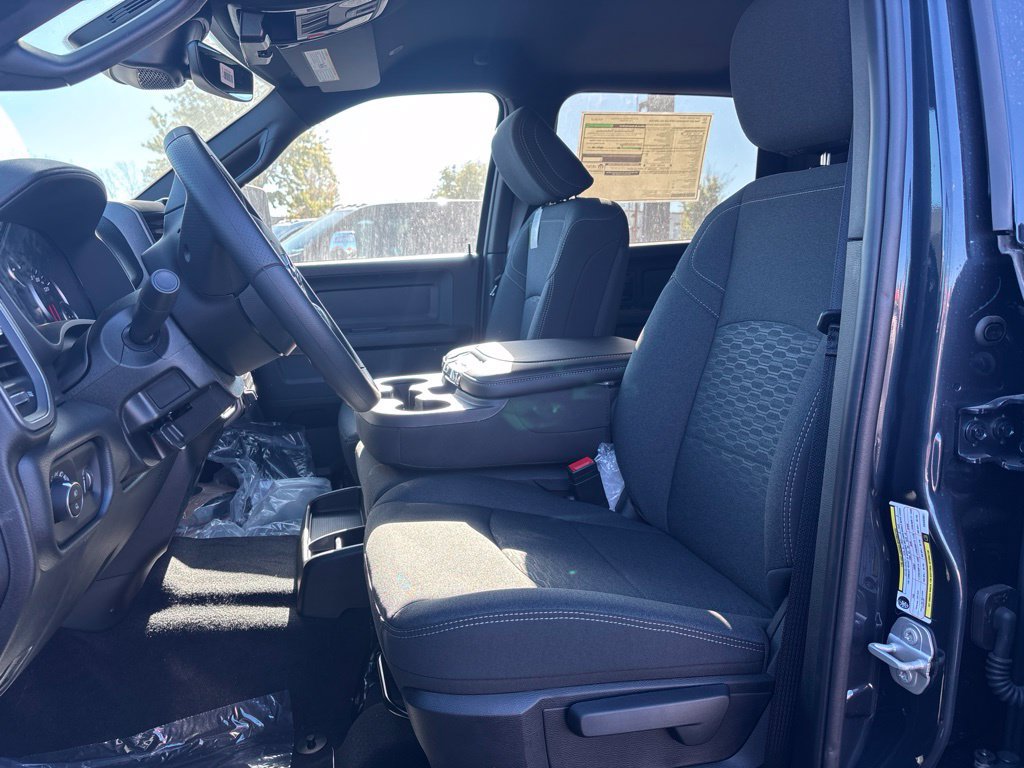 New 2027 RAM 3500 Tradesman AWD/4WD image 6