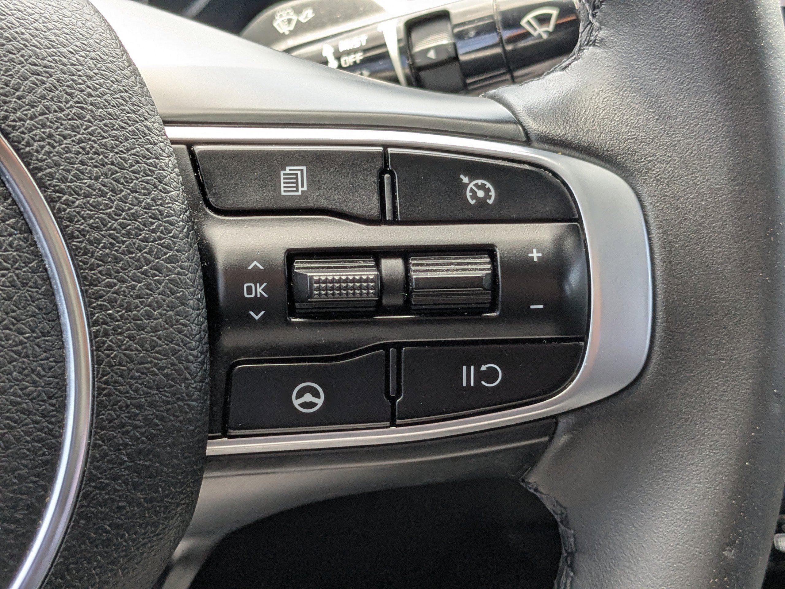 Used 2022 Kia K5 GT-Line image 25