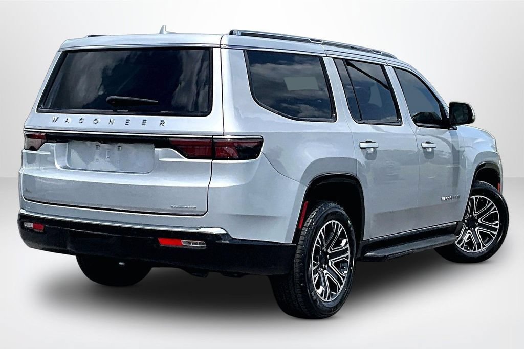 Used 2022 Jeep Wagoneer Series III RWD image 6