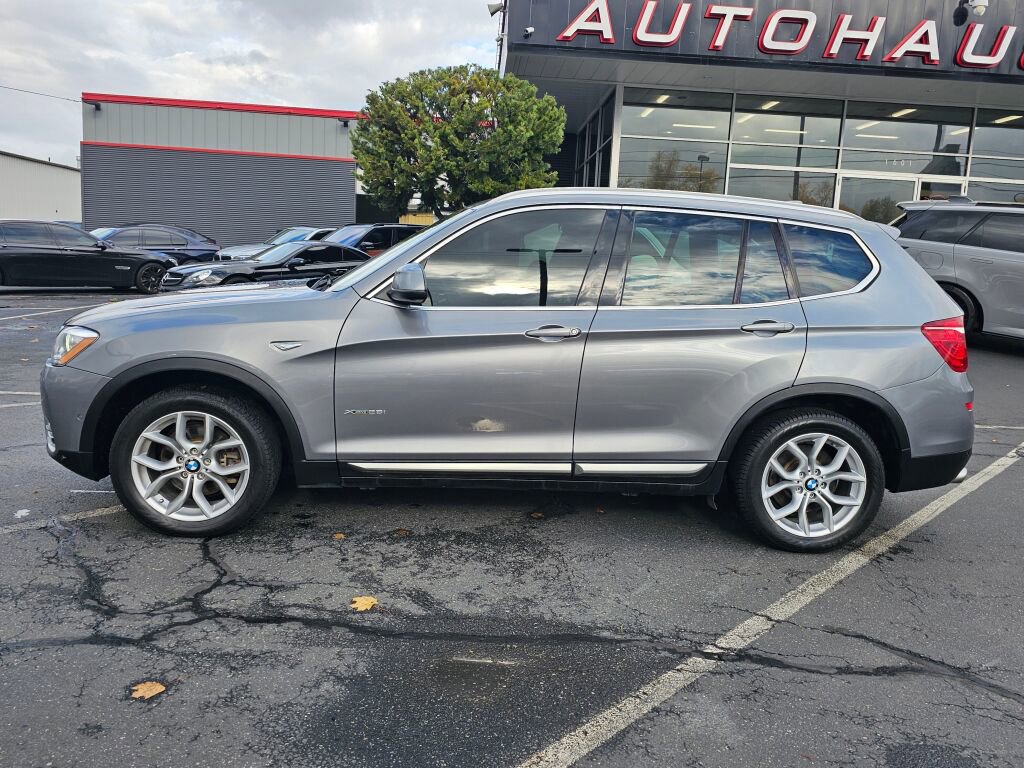 Used 2017 BMW X3 xDrive28i image 8