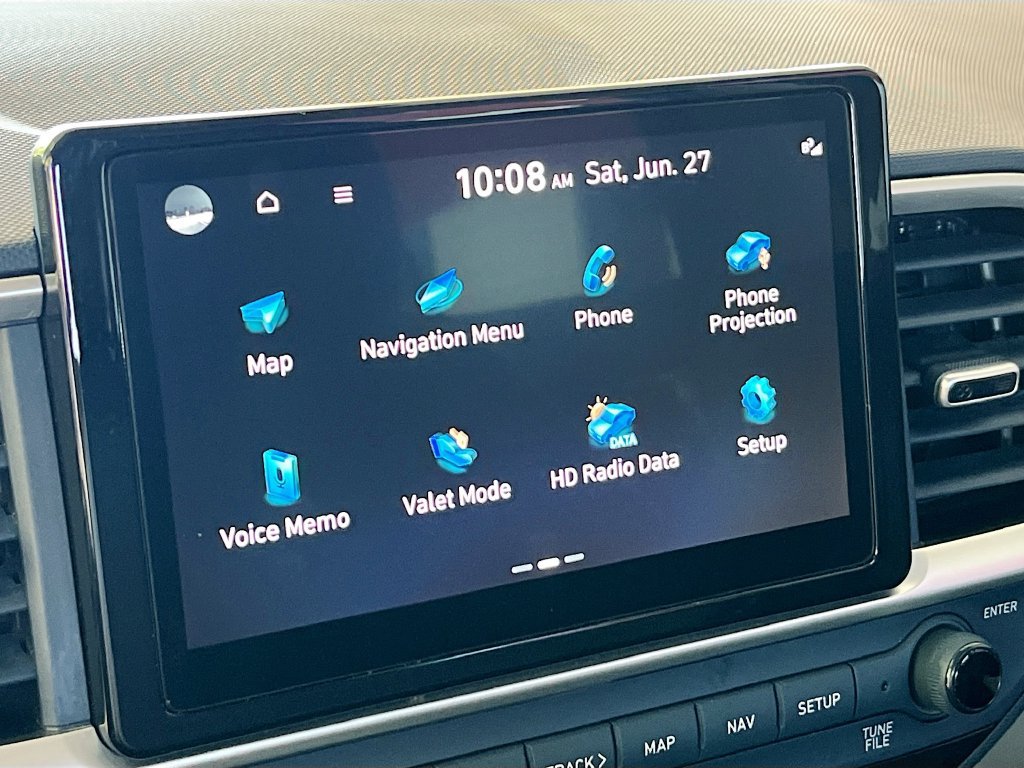 Used 2024 Hyundai Venue Limited FWD image 15
