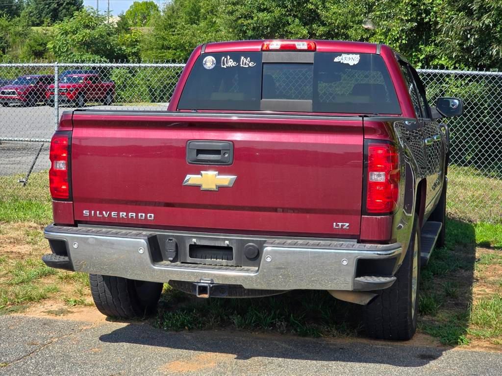 Used 2015 Chevrolet Silverado 1500 LTZ Z71 w/ LTZ Plus Package AWD/4WD image 10