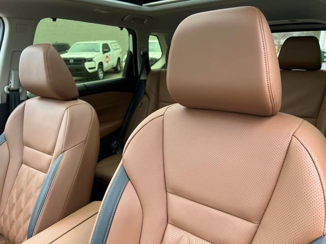 New 2026 Nissan Rogue Platinum image 11