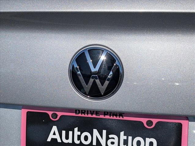 Used 2024 Volkswagen Jetta SE image 29