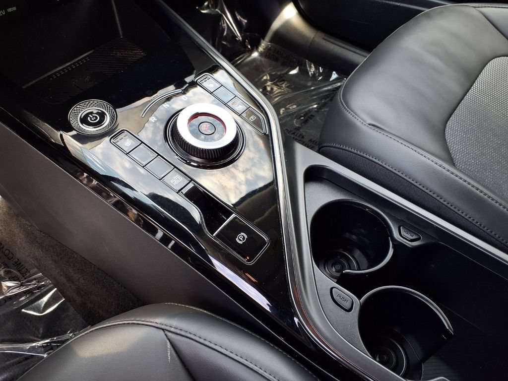 Certified 2023 Kia Niro Wind FWD image 19