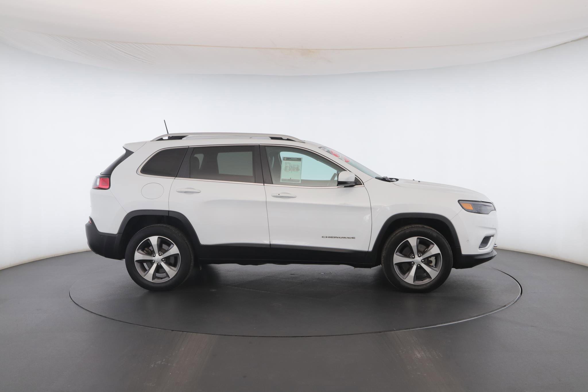 Used 2021 Jeep Cherokee Limited w/ Elite Package image 23