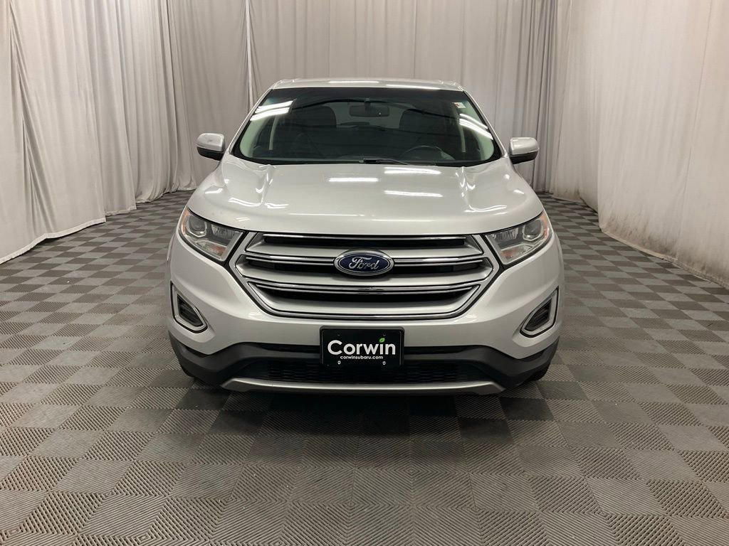 Used 2018 Ford Edge Titanium FWD image 5