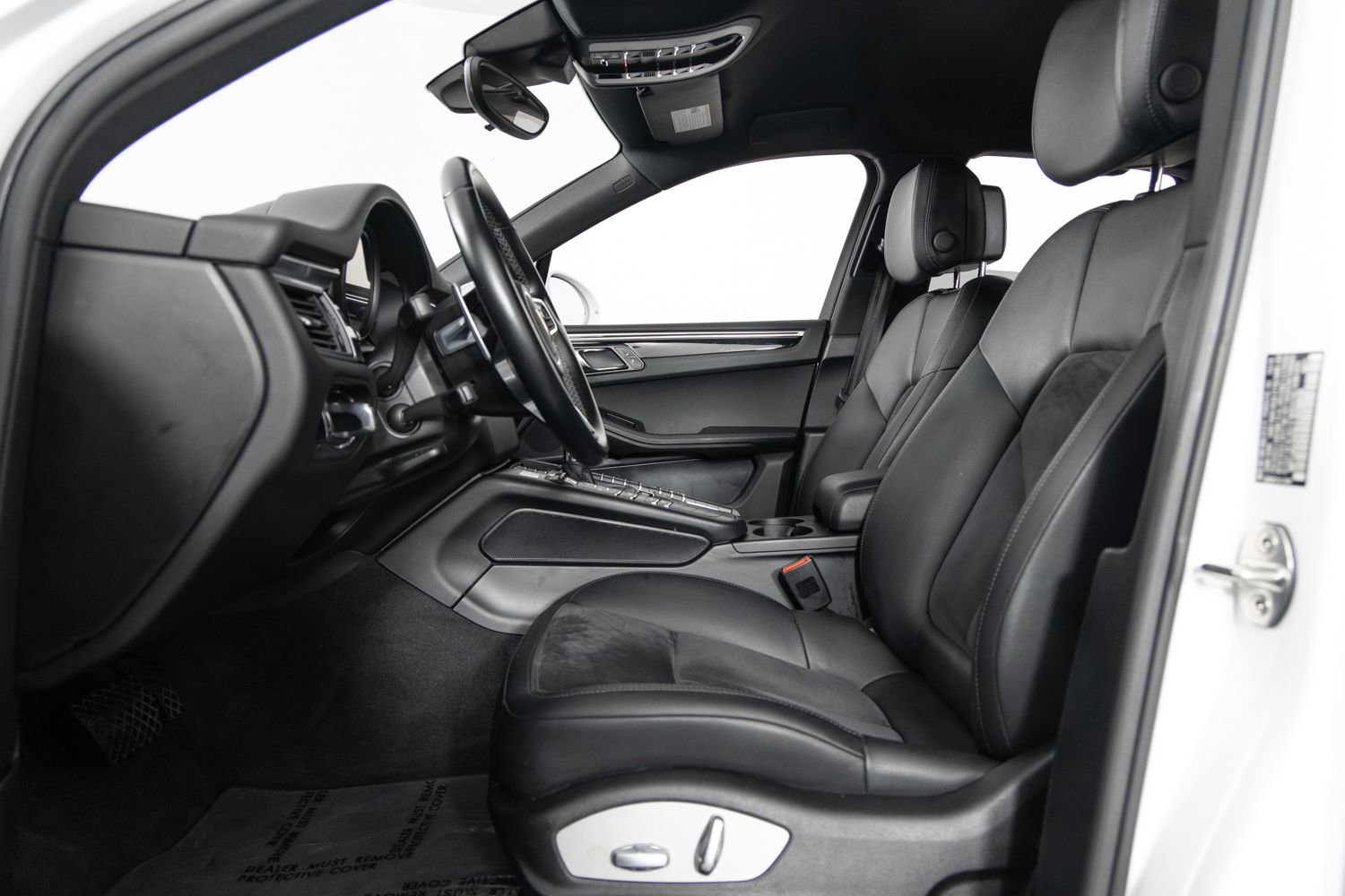 Used 2018 Porsche Macan Sport Edition image 15