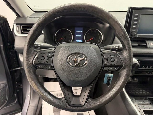 Used 2022 Toyota RAV4 LE FWD image 20