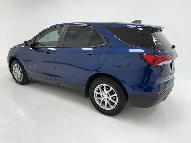 Used 2022 Chevrolet Equinox LS w/ LS Convenience Package image 17