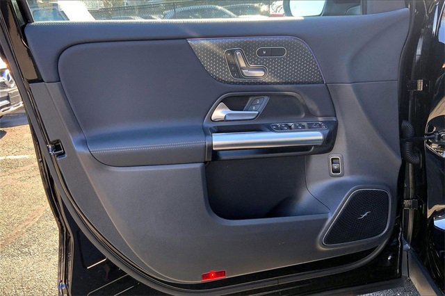 Used 2025 Mercedes-Benz GLA 250 4MATIC image 18