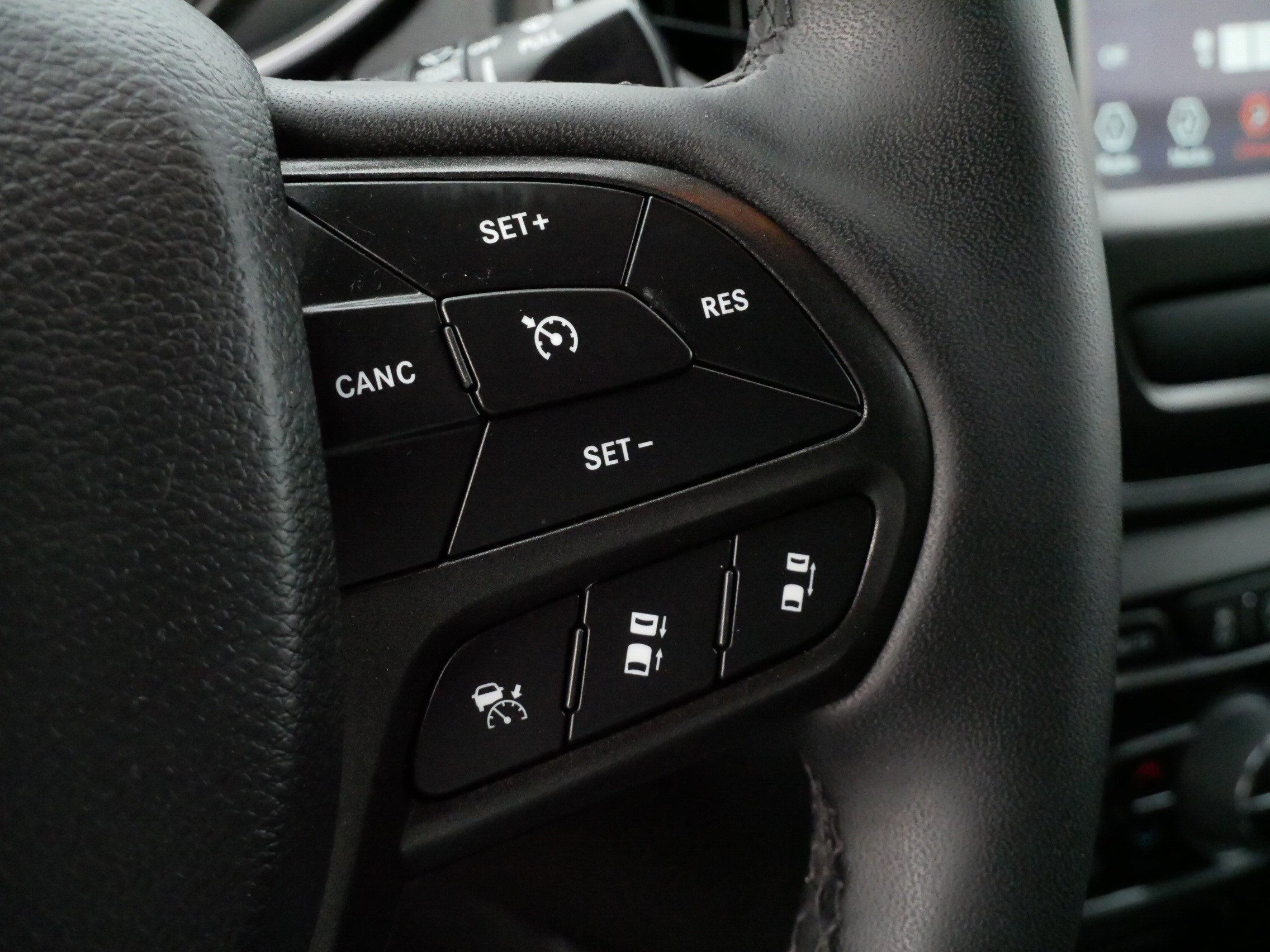 Used 2022 Jeep Cherokee Trailhawk w/ Technology Group B image 26