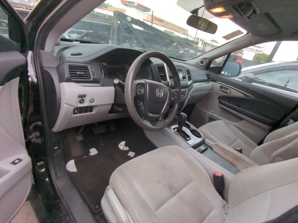 Used 2016 Honda Pilot LX image 7