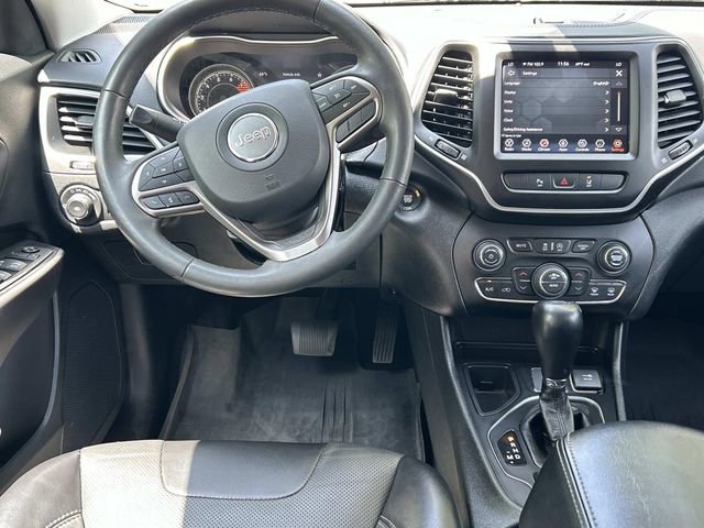 Used 2022 Jeep Cherokee Latitude Lux w/ Mopar Interior Package FWD image 24