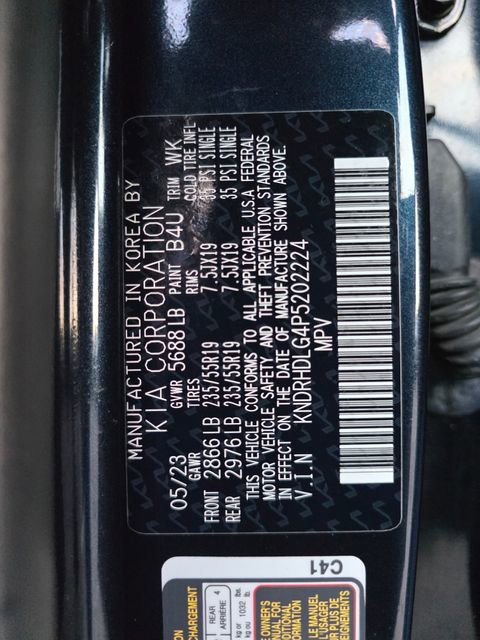 Certified 2023 Kia Sorento EX image 29