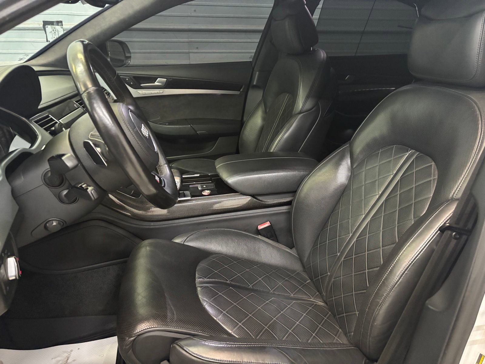 Used 2013 Audi S8 AWD/4WD image 10