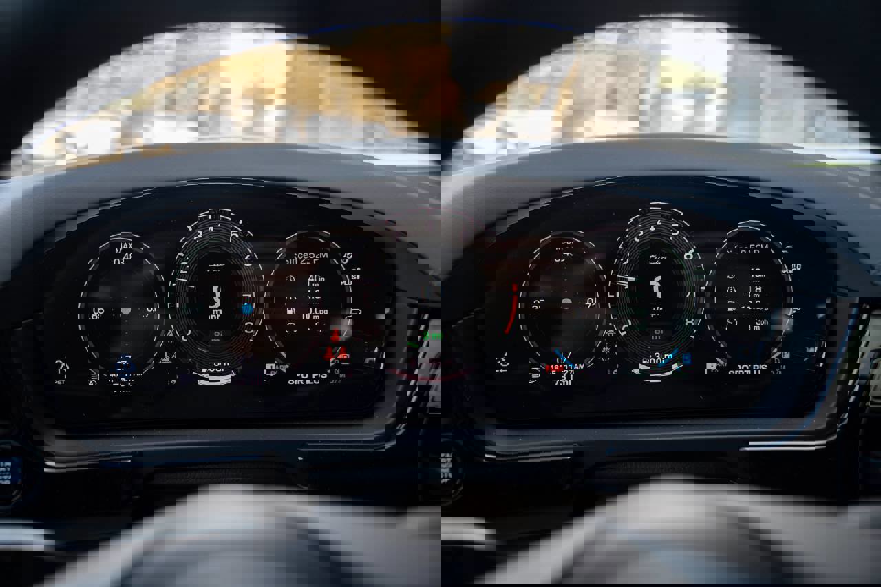 Used 2025 Porsche Cayenne Turbo image 17