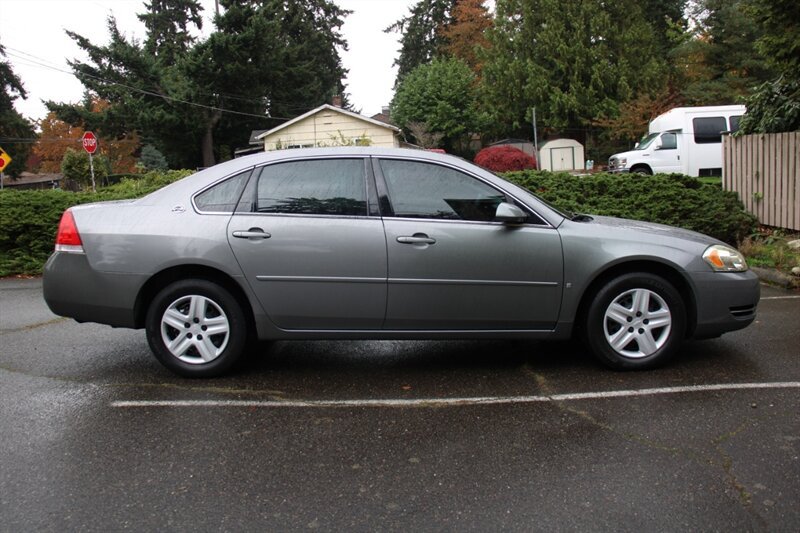 Used 2006 Chevrolet Impala LS FWD image 11
