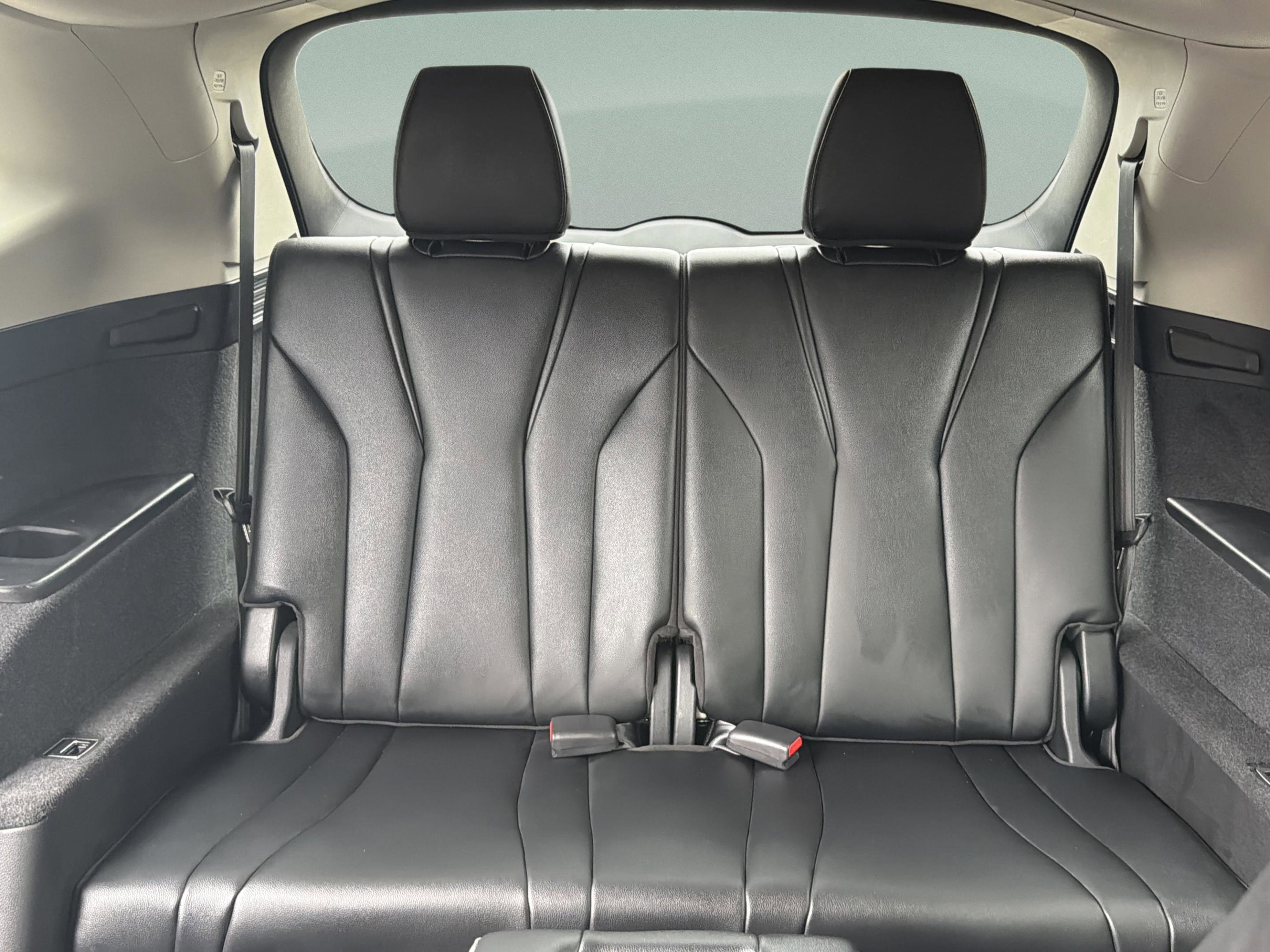 Used 2022 Acura MDX FWD image 29