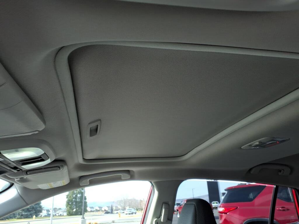 Used 2024 Subaru Crosstrek 2.0i Premium AWD/4WD image 11