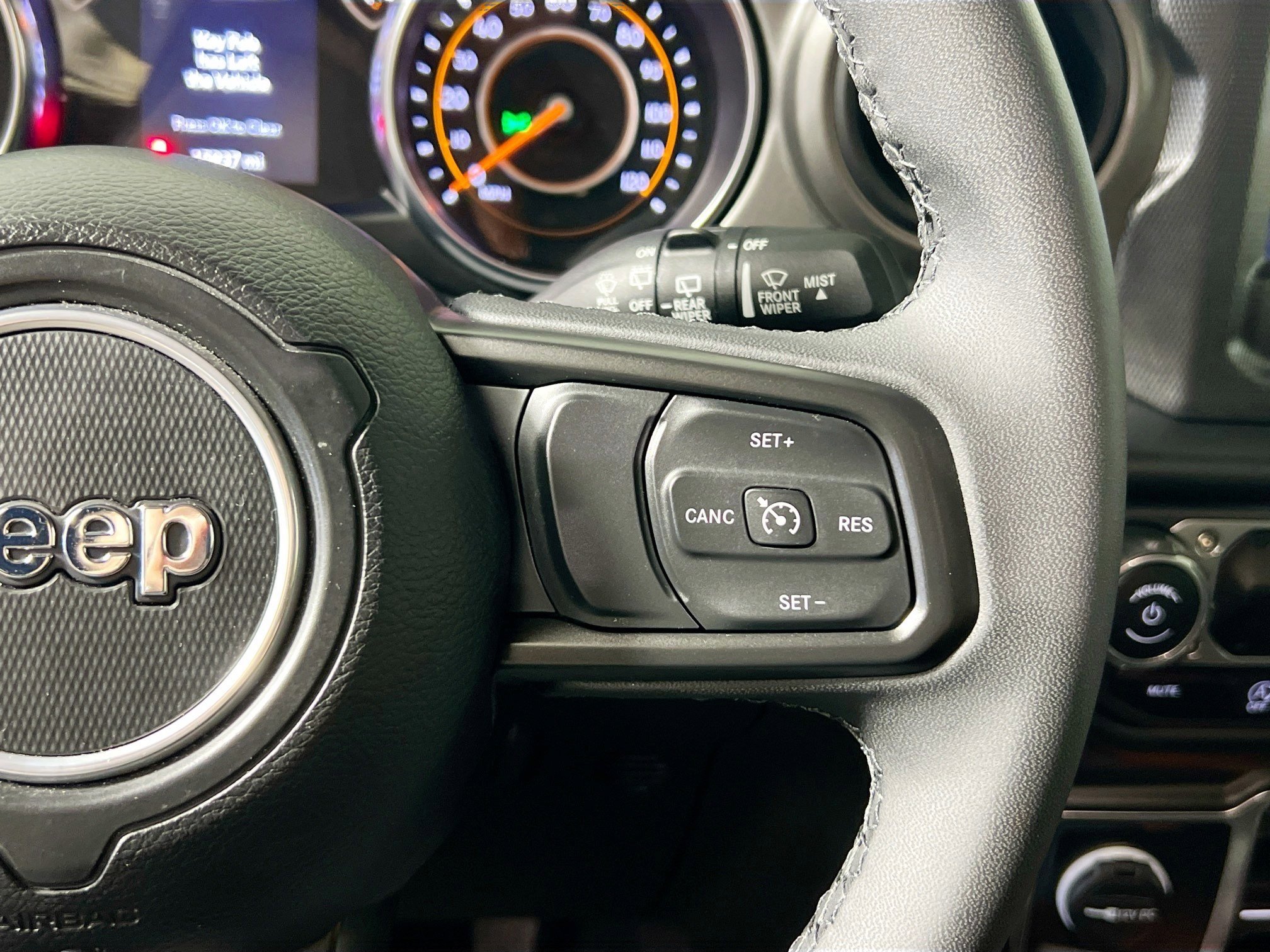 Used 2023 Jeep Wrangler Unlimited Sport AWD/4WD image 19