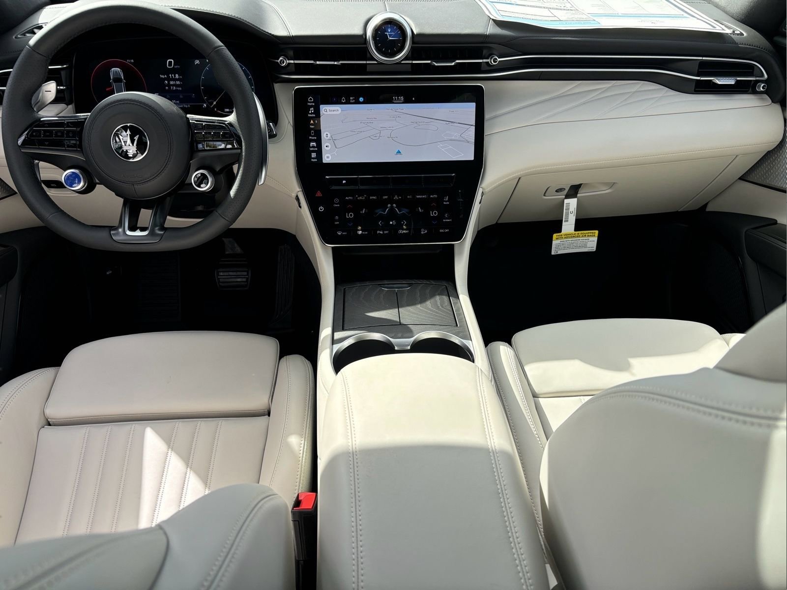 New 2024 Maserati Grecale GT image 9