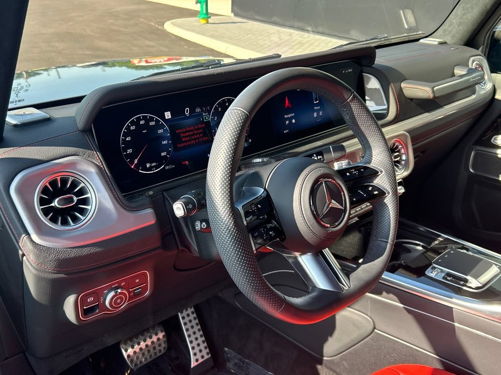 Used 2025 Mercedes-Benz G 550 image 16